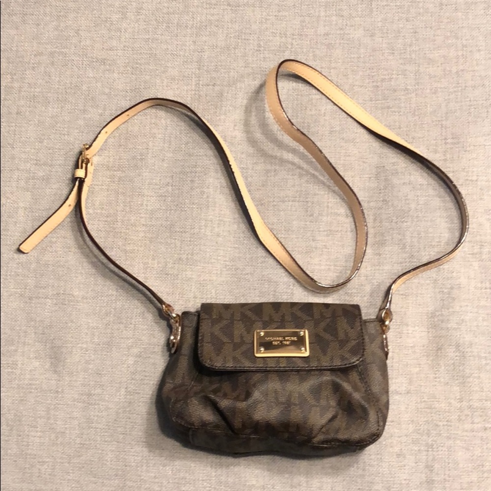 Michael Kors Crossbody Bag